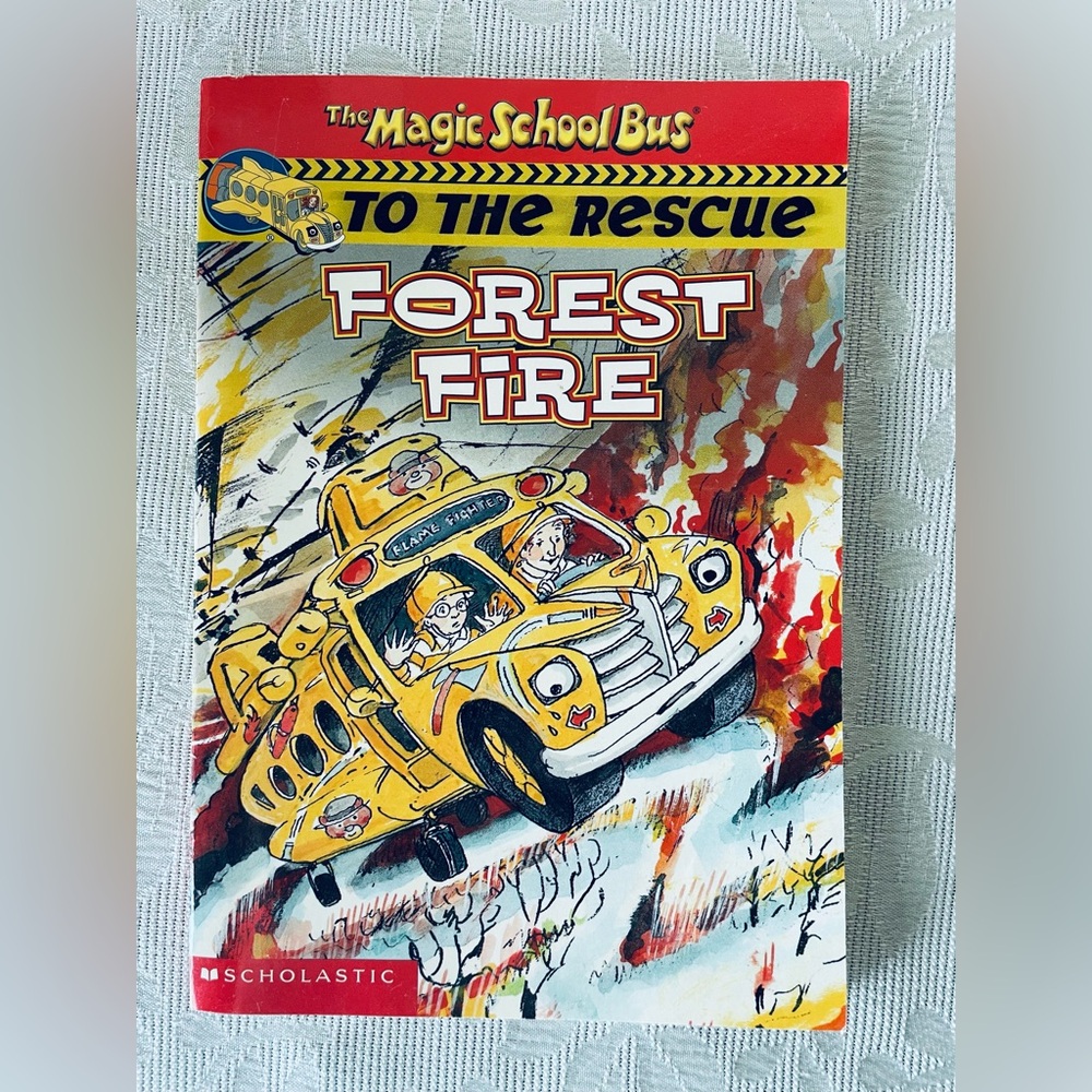 COPY - Magic School Bus book Forest Fire by Anne Capeci and Joanna Cole 2002